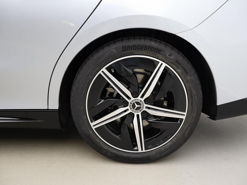 Nuova Mercedes CLA200 Advanced Plus 163 CV (119 kW) 2026 Argento Berlina