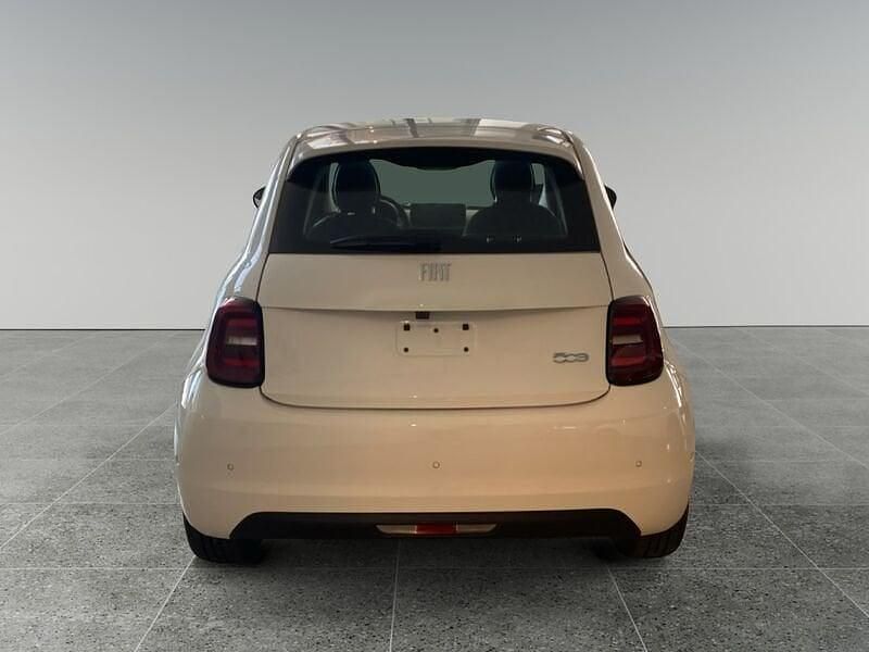 Nuova Fiat 500e Icon 42 kW (58 CV) 2025 Berlina