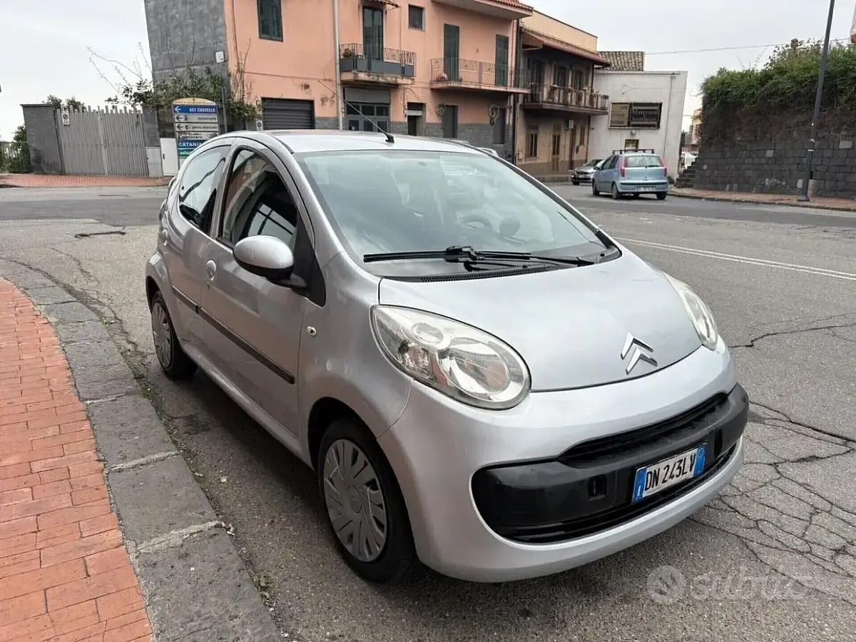 Usata Citroën C1 68 CV (50 kW) 2008 Grigio Utilitaria