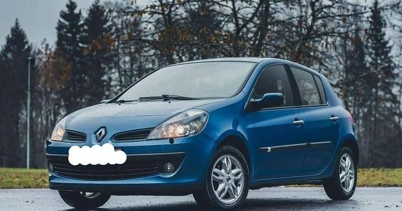 Usata Renault Clio II Luxe 65 CV (47 kW) 2005 Berlina
