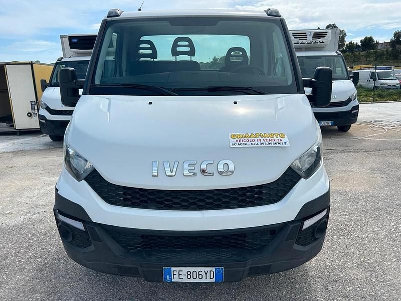 Usata Iveco Daily 150 CV (110 kW) 2016 Bianco SUV