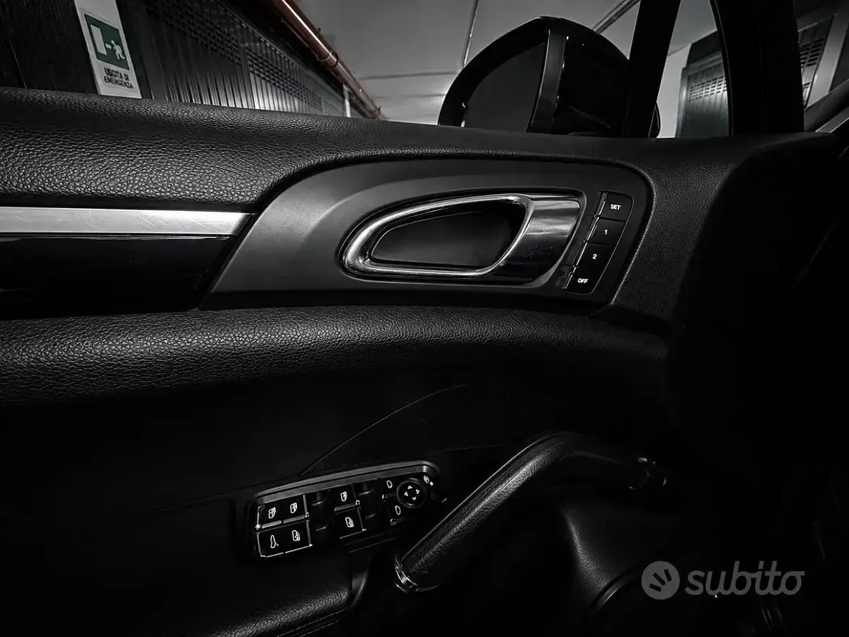 Usata Porsche Cayenne 245 CV (180 kW) 2014 SUV