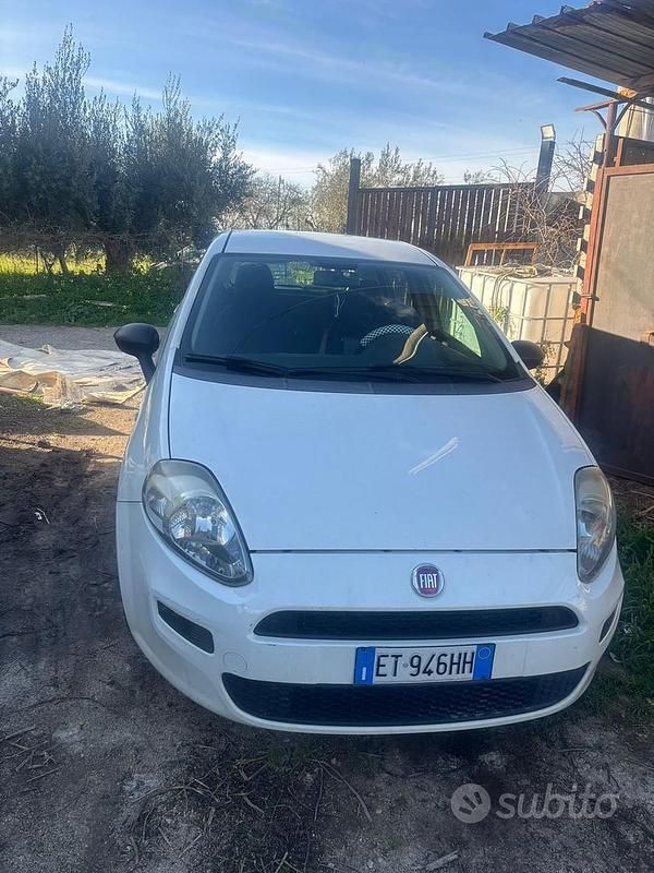 Usata Fiat Grande Punto Street 75 CV (55 kW) 2014 Utilitaria
