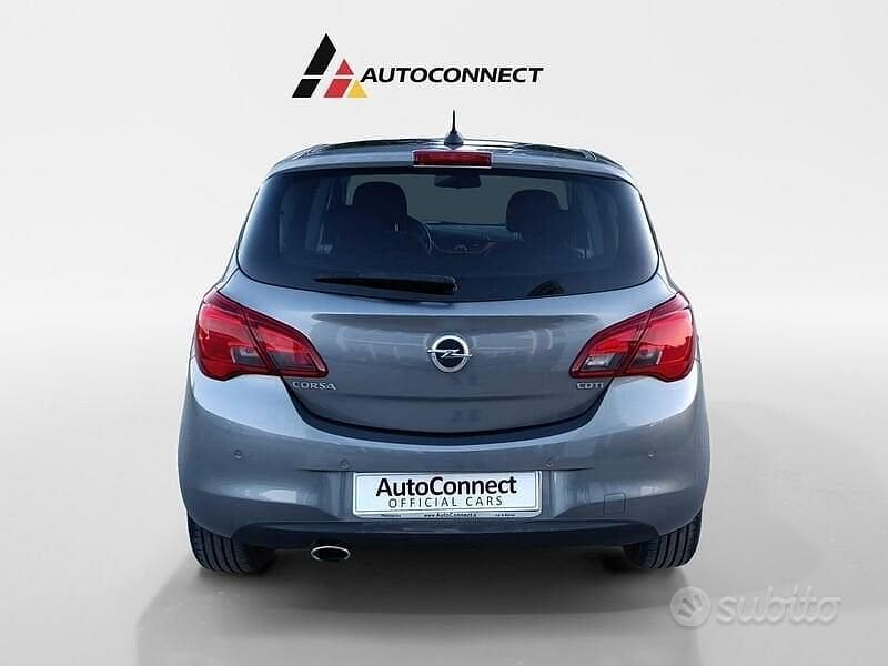 Usata Opel Corsa Edition 75 CV (55 kW) 2018 Grigio Utilitaria