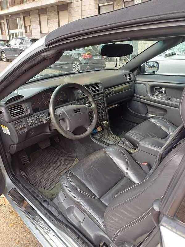 Usata Volvo C70 163 CV (119 kW) 2005 Argento Cabrio