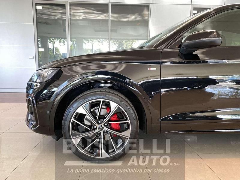 Begagnad Audi Q5 Sportback S-line plus 204 HK (150 kW) 2023 Svart SUV