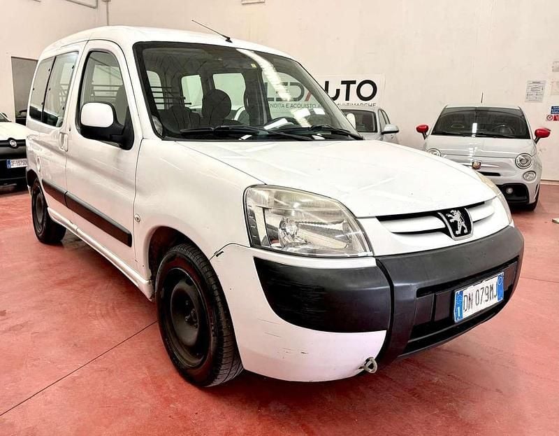 Usata Peugeot Partner 90 CV (66 kW) 2008 Bianco Monovolume