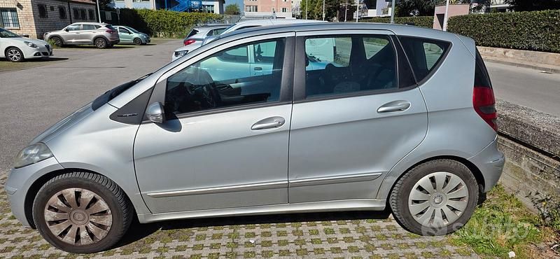 Usata Mercedes A180 2007 Grigio Monovolume
