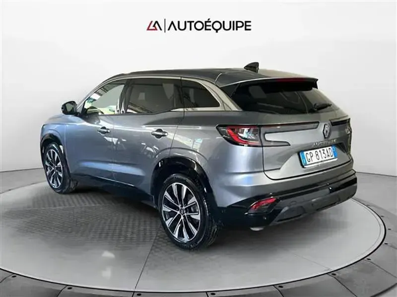Usata Renault Austral Techno 200 CV (147 kW) 2023 Grigio SUV