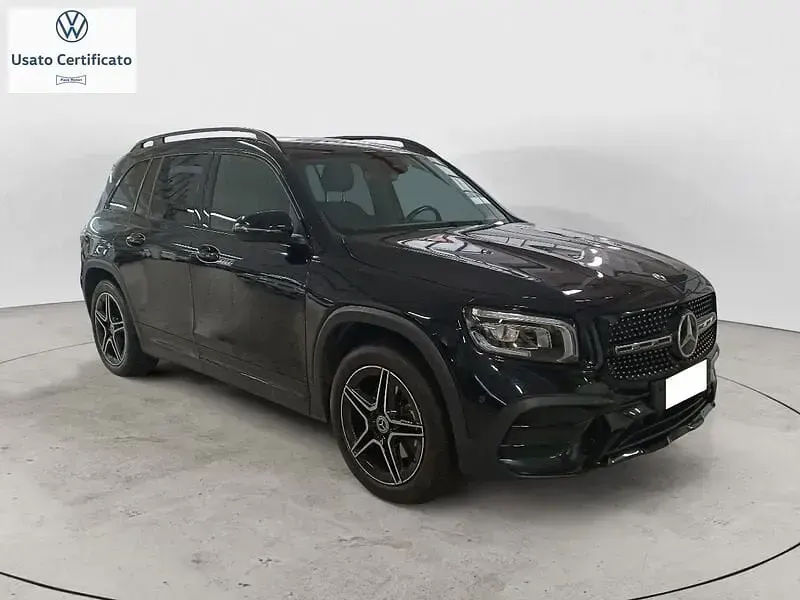 Gebraucht Mercedes GLB200 AMG Line Premium 163 PS (119 kW) 2023 Schwarz SUV