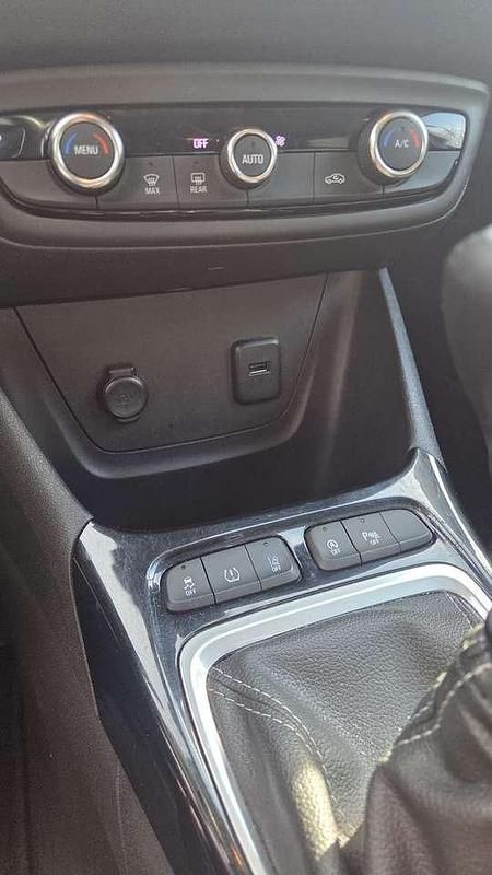 Usata Opel Crossland X Edition 110 CV (80 kW) 2023 Argento SUV