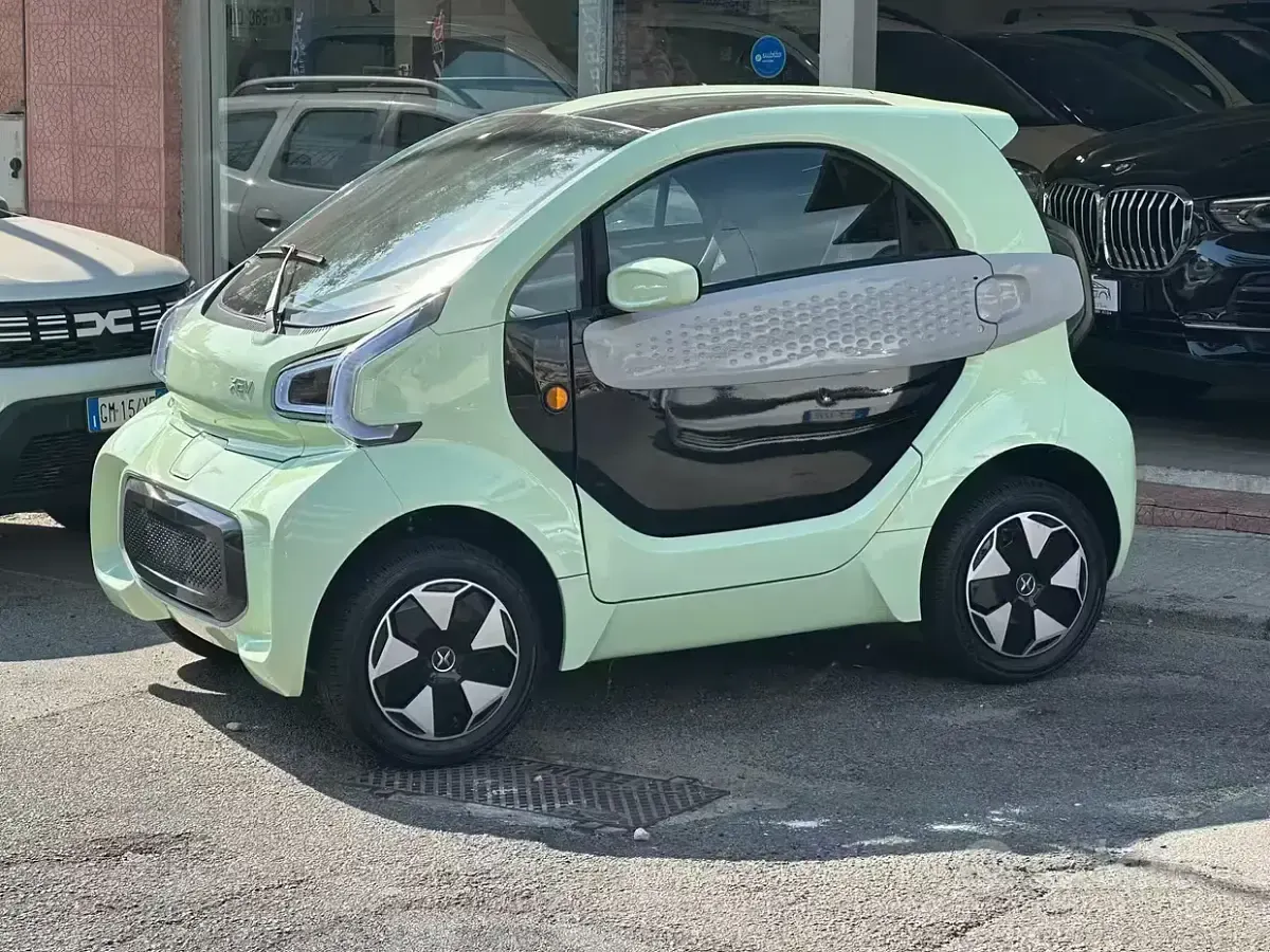 Usata XEV Yoyo 7 kW (10 CV) 2024 Verde Utilitaria