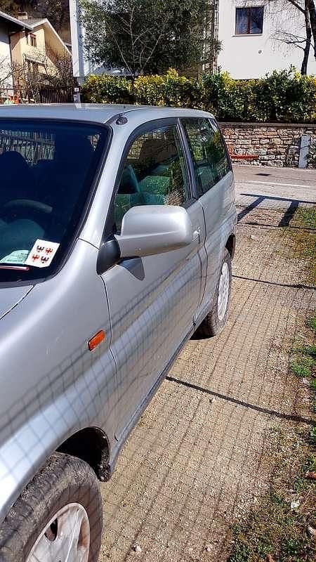 Usata Honda HR-V 105 CV (77 kW) 1999 Argento SUV