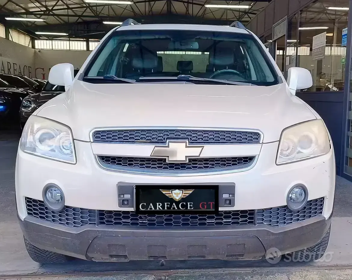 Usata Chevrolet Captiva 150 CV (110 kW) 2010 Bianco SUV