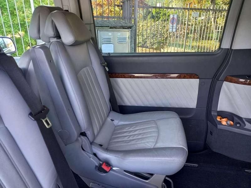 Usata Mercedes Viano 163 CV (119 kW) 2012 Oro Monovolume