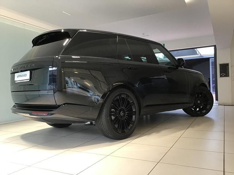 Usata Land Rover Range Rover HSE 249 CV (183 kW) 2024 Santorini black SUV