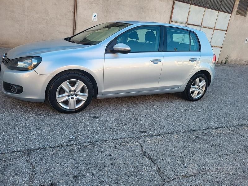 Usata VW Golf VI 110 CV (80 kW) 2009 Grigio Utilitaria