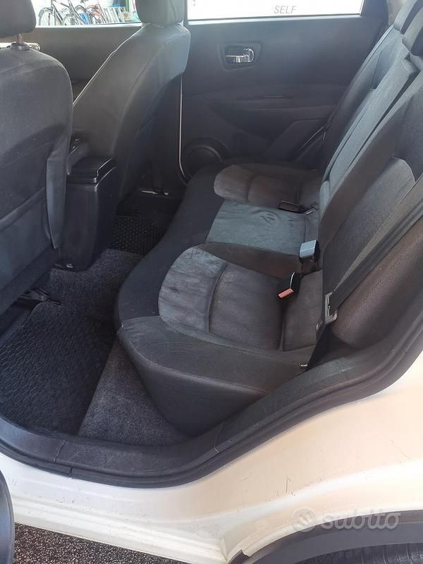 Usata Nissan Qashqai 110 CV (80 kW) 2012 Bianco SUV