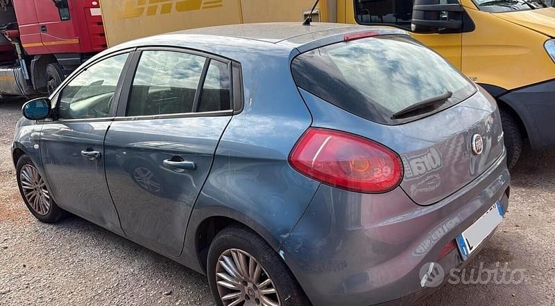 Usata Fiat Bravo Emotion 120 CV (88 kW) 2007 Grigio Utilitaria