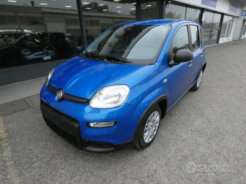 Usata Fiat Panda S 70 CV (51 kW) 2024 Blu Utilitaria