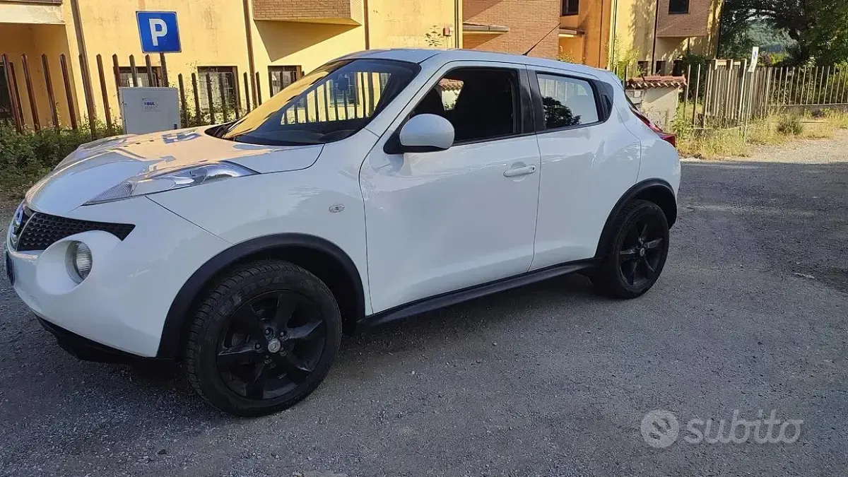 Usata Nissan Juke Acenta 110 CV (80 kW) 2011 Bianco SUV