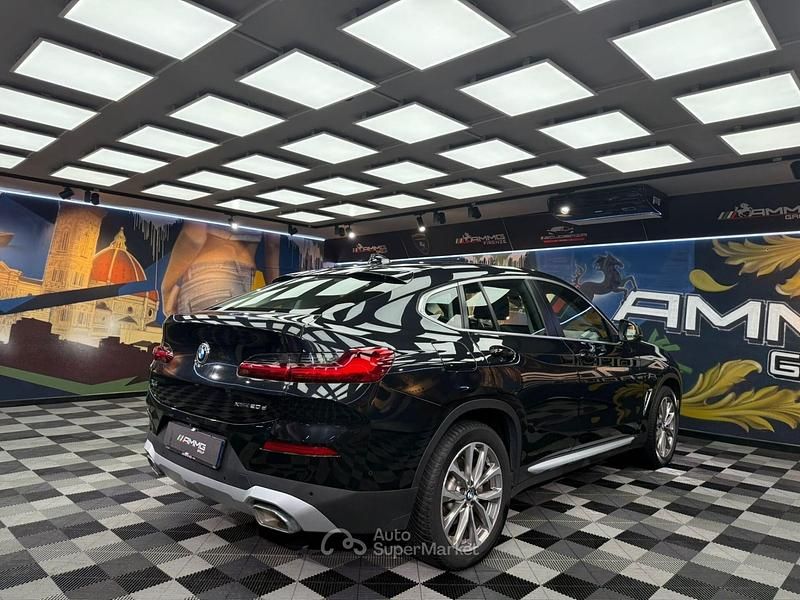 Usata BMW X4 Efficient Dynamics 190 CV (139 kW) 2022 Blu SUV