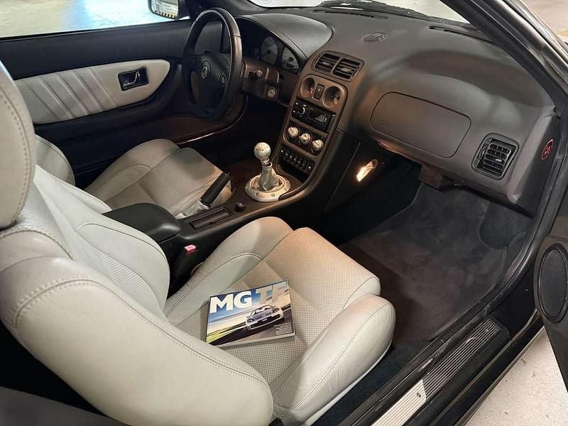 Usata MG TF 116 CV (85 kW) 2003 Blu/azzurro Cabrio