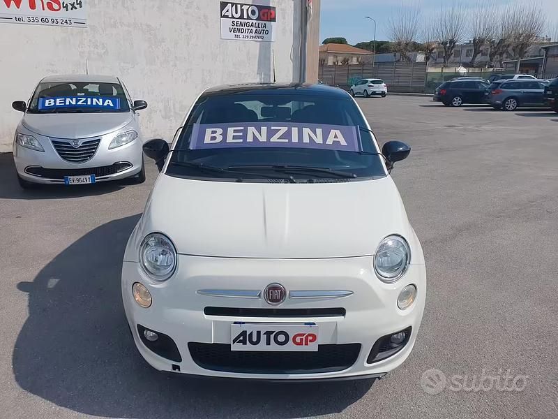 Usata Fiat 500S Lounge 69 CV (50 kW) 2013 Bianco Utilitaria