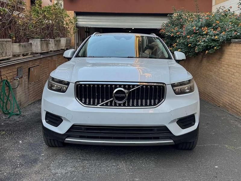 Usata Volvo XC40 Inscription 179 CV (131 kW) 2022 Bianco SUV