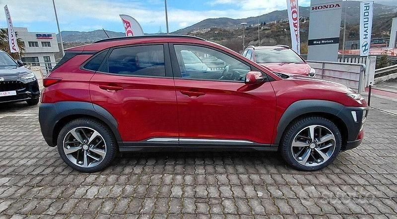 Usata Hyundai Kona Xpossible 115 CV (84 kW) 2019 Rosso SUV