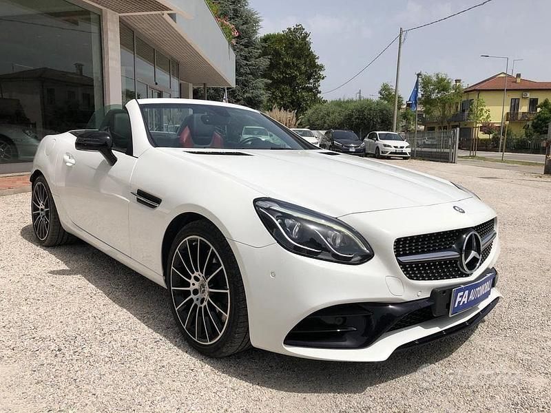 Usata Mercedes SLC200 AMG line 184 CV (135 kW) 2017 Bianco Cabrio