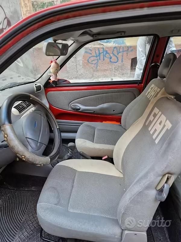 Usata Fiat 600 2005 Rosso Utilitaria