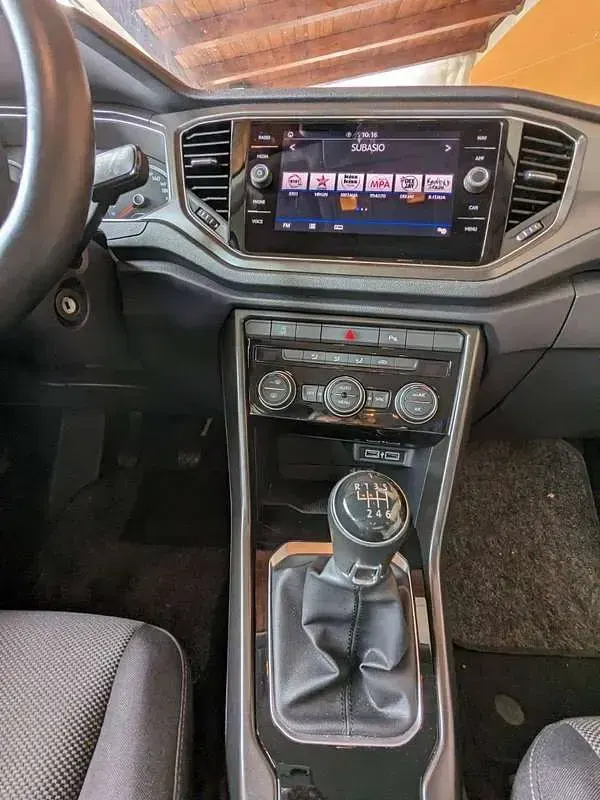 Usata VW T-Roc Style 116 CV (85 kW) 2019 Grigio SUV