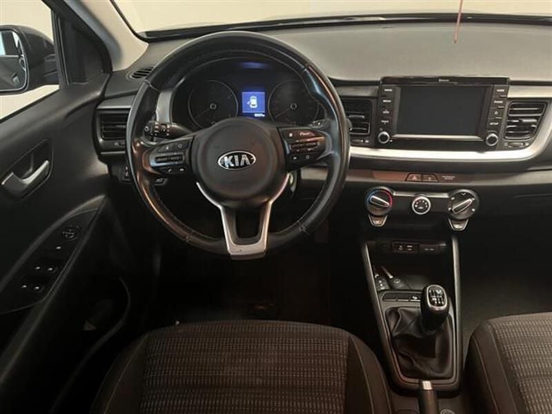 Usata Kia Stonic Style 99 CV (72 kW) 2020 Grigio SUV