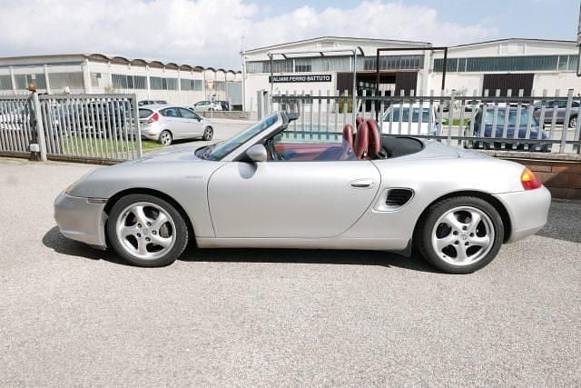 Usata Porsche Boxster 204 CV (150 kW) 1999 Argento Cabrio