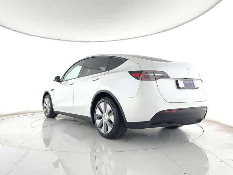 Usata Tesla Model Y 152 kW (208 CV) 2023 Bianco perlato SUV
