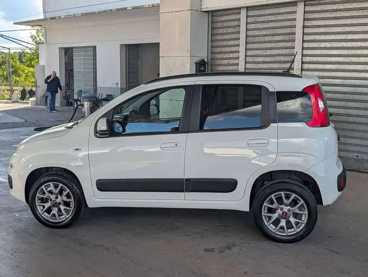 Usata Fiat Panda Lounge 71 CV (52 kW) 2020 Bianco Utilitaria