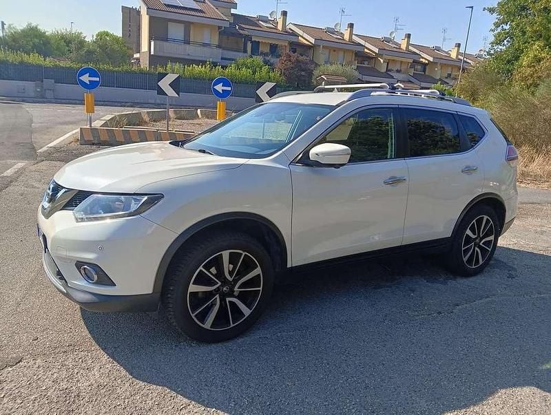 Usata Nissan X-Trail Acenta Premium 131 CV (96 kW) 2016 Bianco SUV