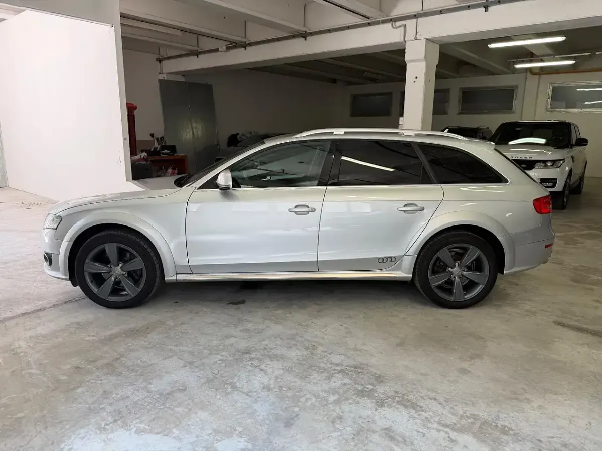 Usata Audi A4 Allroad Advanced 239 CV (175 kW) 2009 Argento Station wagon