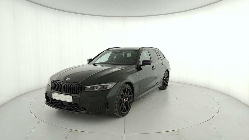Nero Usata 2024 BMW 320 M Sport Station wagon | 46.400 € (Molto cara) - Immagine 1/4