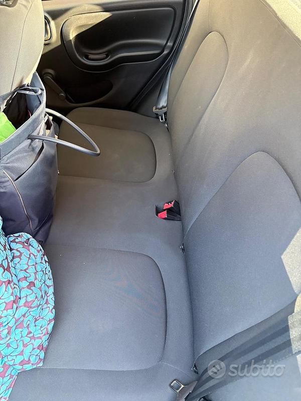 Usata Fiat Panda 70 CV (51 kW) 2021 Grigio Utilitaria