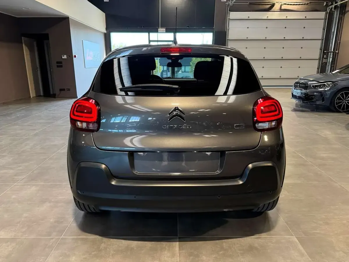 Usata Citroën C3 PureTech 110 CV (80 kW) 2024 Grigio Berlina