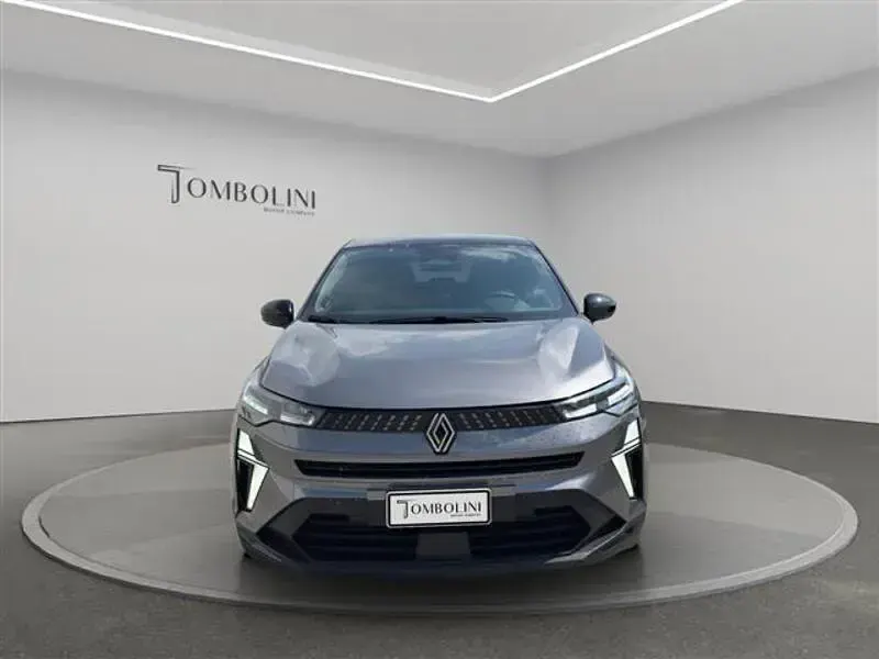Usata Renault Captur Techno 90 CV (66 kW) 2025 Grigio scuro SUV