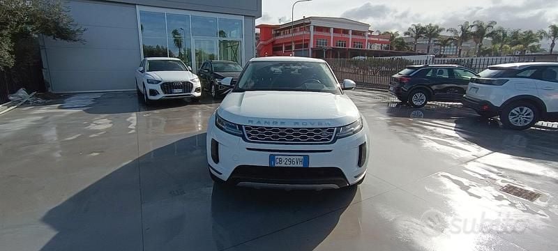 Usata Land Rover Range Rover evoque R-Dynamic 150 CV (110 kW) 2021 Bianco SUV