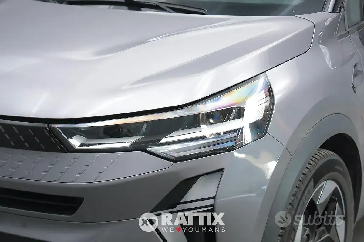 Usata Renault Captur Techno 91 CV (66 kW) 2025 Grigio cassiopea SUV