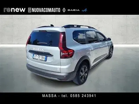 Usata Dacia Jogger Expression 100 CV (73 kW) 2023 Grigio Monovolume