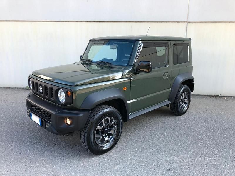 Usata Suzuki Jimny 102 CV (75 kW) 2019 Verde SUV