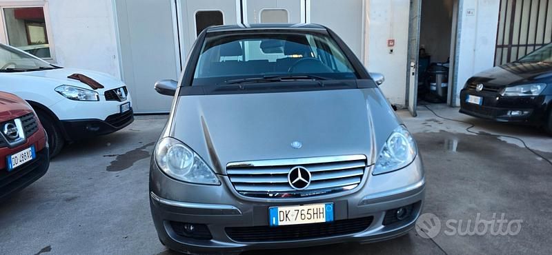 Usata Mercedes A180 Classic 108 CV (79 kW) 2008 Grigio Berlina