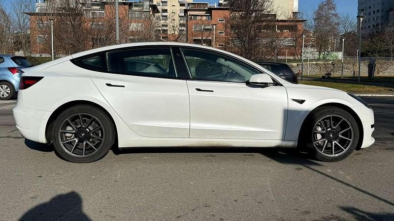 Usata Tesla Model 3 Standard Range 88 kW (120 CV) 2021 Bianco Berlina