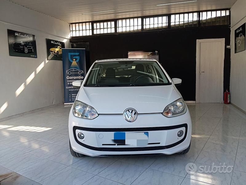 Bianco Usata 2014 VW up! Due volumi | 3500 € (Super prezzo) - Immagine 1/4